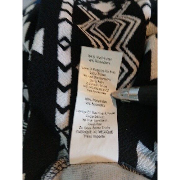 LuLaRoe Black White Geometric Print- Fit Flare- Amelia Dress Womens Medium New - Picture 12 of 16